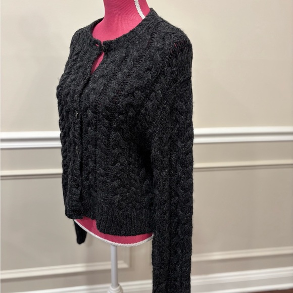 Jenni Kayne Charcoal Cable Juliet Cardigan in Charcoal. - Picture 4 of 6